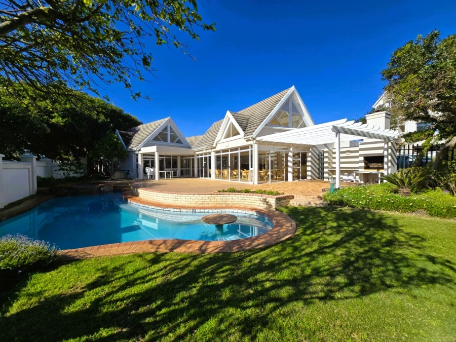 2 Bedroom Property for Sale in Wilderness Central Western Cape